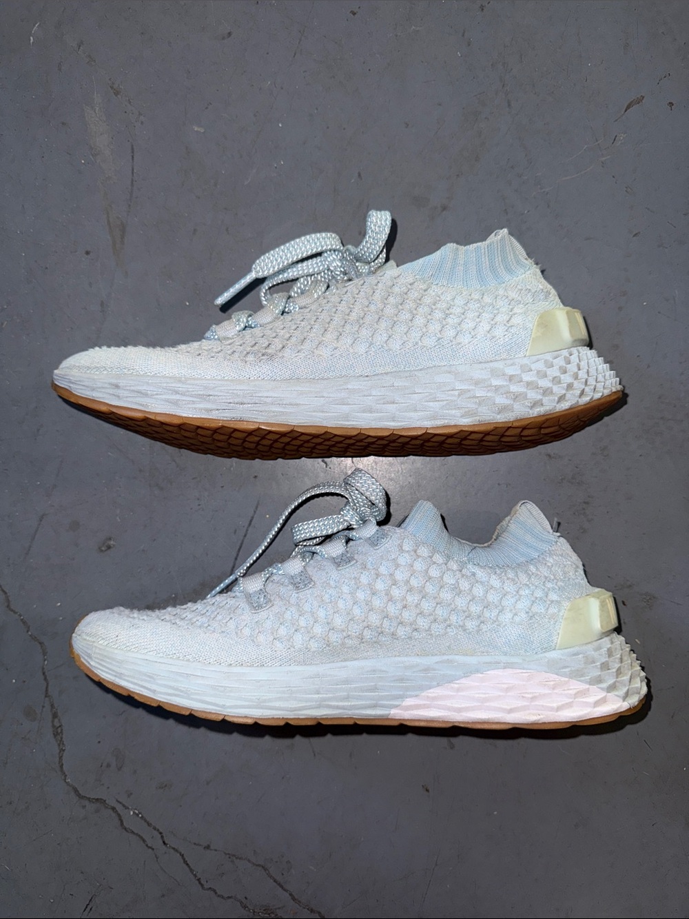 No Bull  Light Blue and White Knit Runner sz9